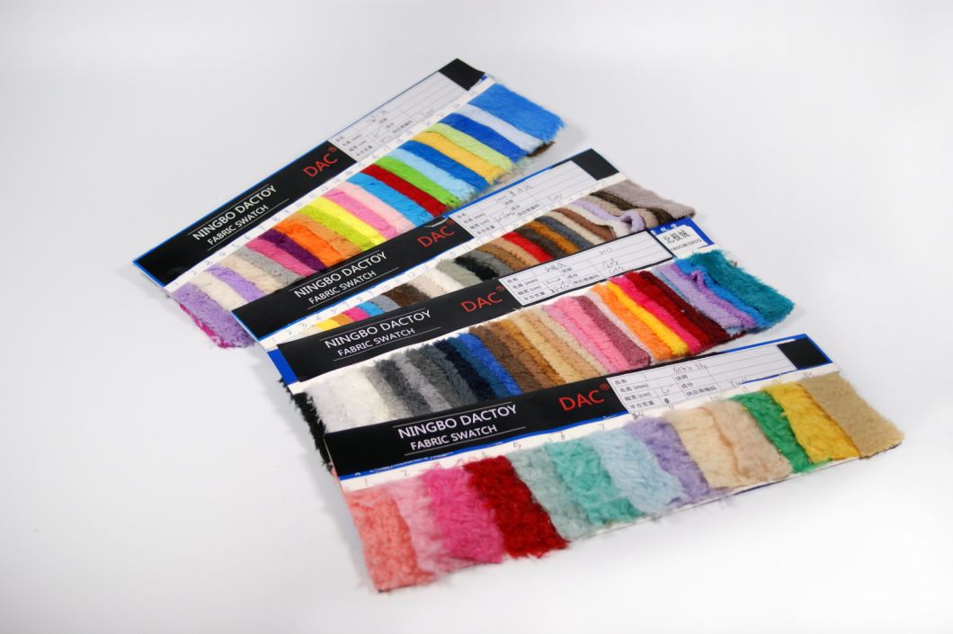 Ours de couleur peluche arc-en-ciel